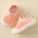 Sapatinho Baby Basics 👣😍 - BRINCAR JUNTO